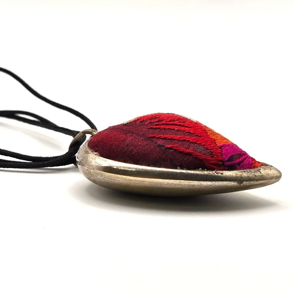 Vintage 80s Embroidered Heart Pendant‎ Necklace Red Textile Inlay, Boho Folk